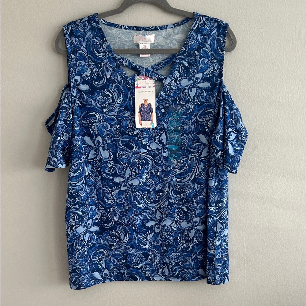 Elegant Floral Cut-Out Blouse - Blue